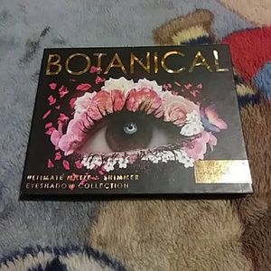 Botanical Eyeshadow Palette
